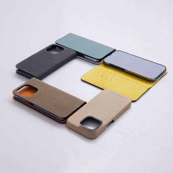 Noblessa Back Cover iPhone Case (iPhone 15 Pro)